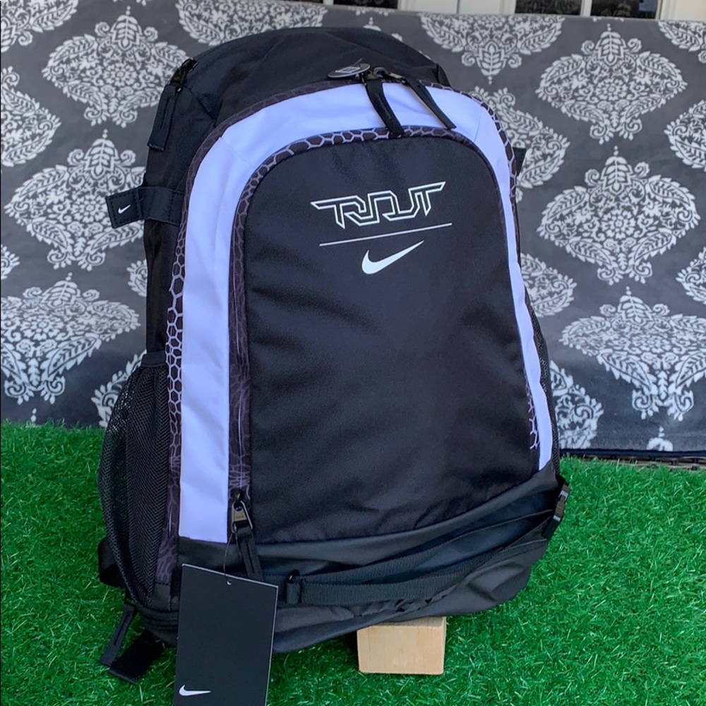 NIKE MEN’S backpack - Picture 11 of 16